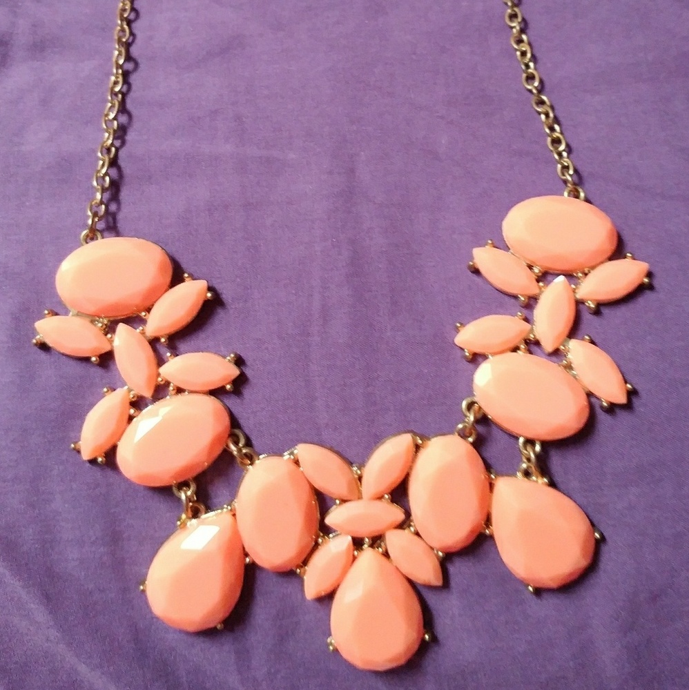 Coral necklace 18"